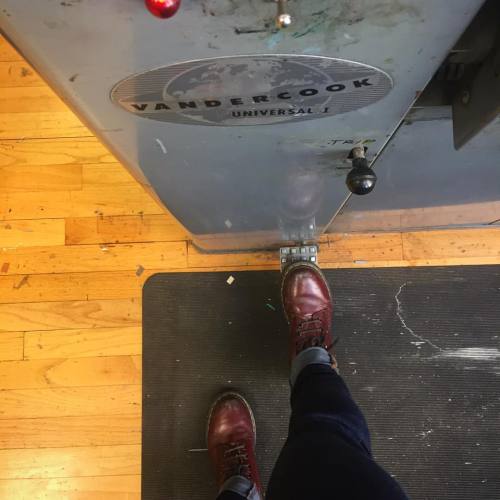 <p>These are a few of my favorite things #universal1 #vandercook #oxbloods #levis #docmartens #letterpress #printmaking</p>