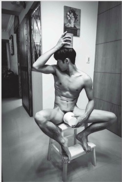 mokkorishibal:  http://jun6335.tumblr.com/post/103440622301/mokkorishibal-sky-males-issue-2-my-taiwanese 