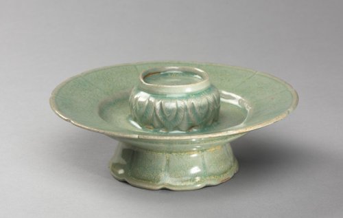cma-korean-art: Floral-shaped Cup Stand, 1200s, Cleveland Museum of Art: Korean ArtSize: Outer diame