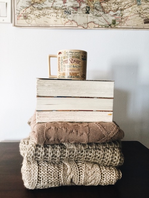 triflingthing:Research can be cozy ☕️