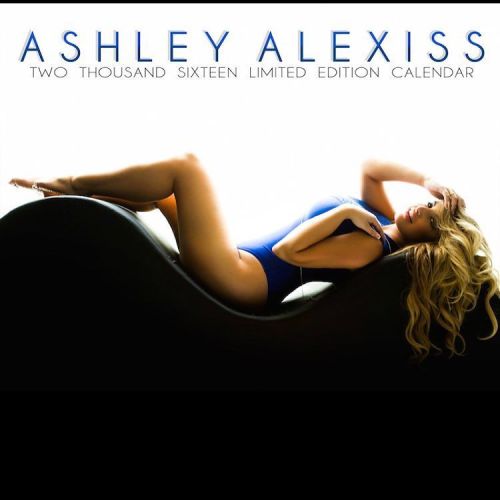 Last day to get a FREE 8x10 with your preorder of a 2016 Ashley Alexiss calendar! 🗓🗓🗓 - Head to the link in my bio ⬆️⬆️⬆️ & order yours today 💌 Everything is autographed & personalized from me to you 💙💙💙 by ashalexiss