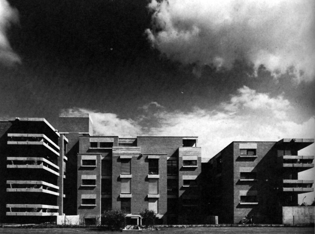 fuckyeahbrutalism:  Housing, West Munich, Germany, 1971 (Kurt Ackermann &amp;
