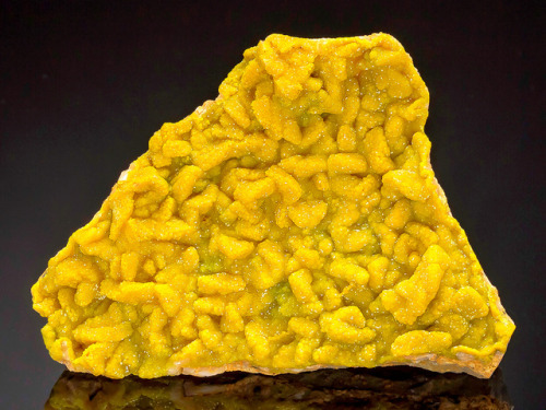 Cadmium Smithsonite pseudomorph after Dolomite - Philadelphia Mine, Rush, Marion County, Arkansas