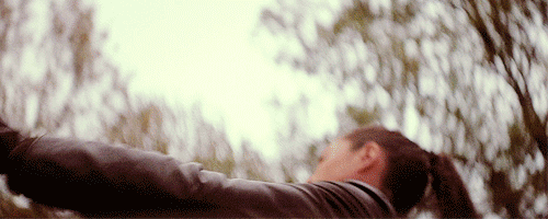 pocahontasflowz:Angelina Jolie Pitt with guns.