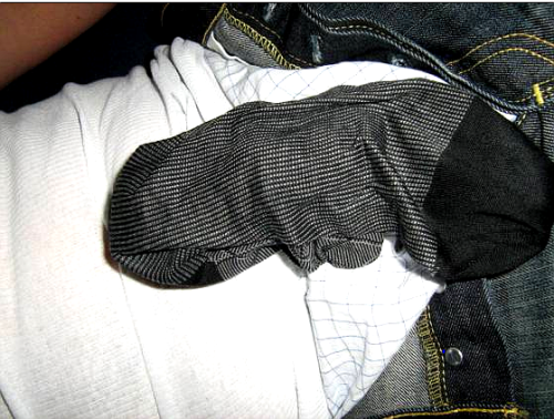 blacksocks2000:  One man one sock! 