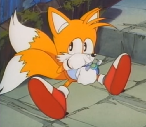 justanotherowoartist: please look at the way they draw my son in the Sonic The Hedgehog 1999 movie