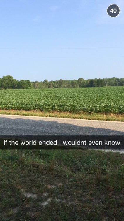 in-the-back-of-that-red-ragtop: mare-moment: mare-moment: My snapchat story y’all WHY DOES 