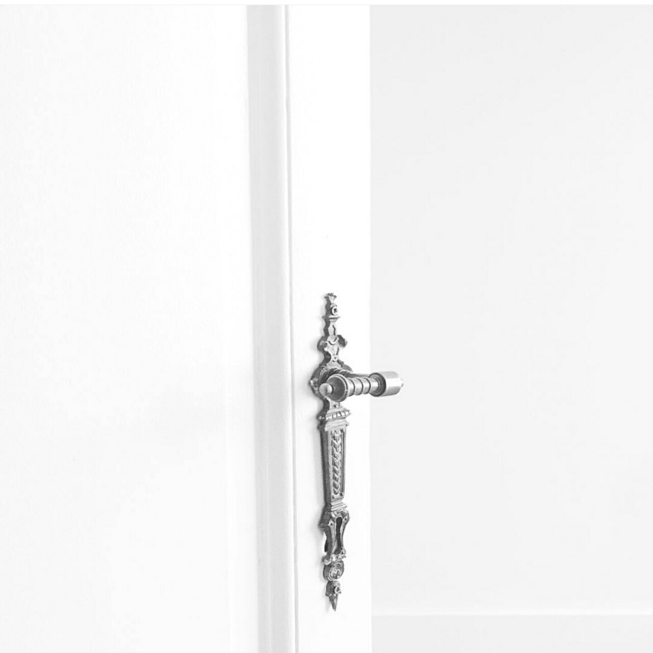 white-minimalism:  Look in the mirror and love what u see    white // pale // minimalism 