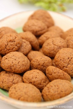 Guardians-Of-The-Food:  Tasty Spice Nuts  An Easy (Pumpkin) Spice Nuts Cookie Recipe.