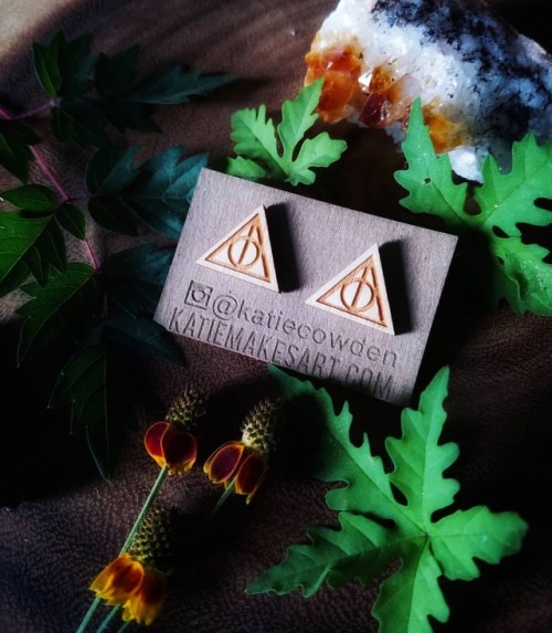 Happy birthday, Harry Potter! Let’s celebrate with a flash sale of these Deathly Hallows studs