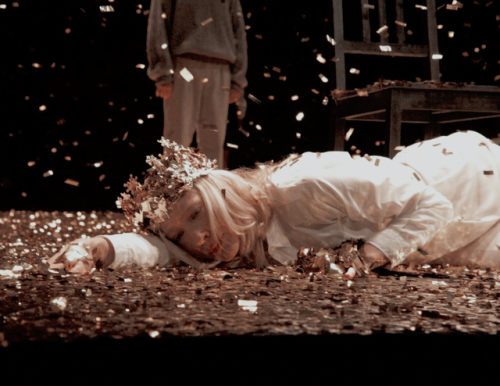 gayblanchet: Cate Blanchett; The War of the Roses (2009).