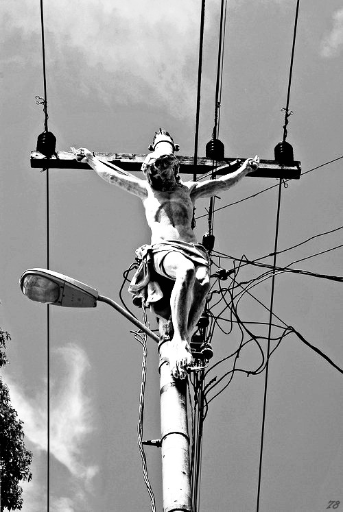 jorgerocha78:  Erik Ravelo, The Christ Of Havana 