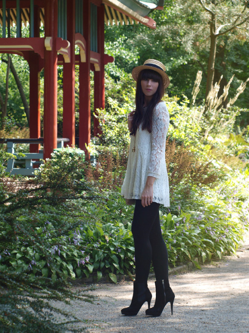 dress, hat, tights, booties, fashion from HeelsFetishism