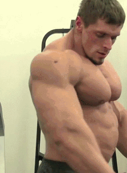 geektofreek:  Too Swole… Geek to Freek 