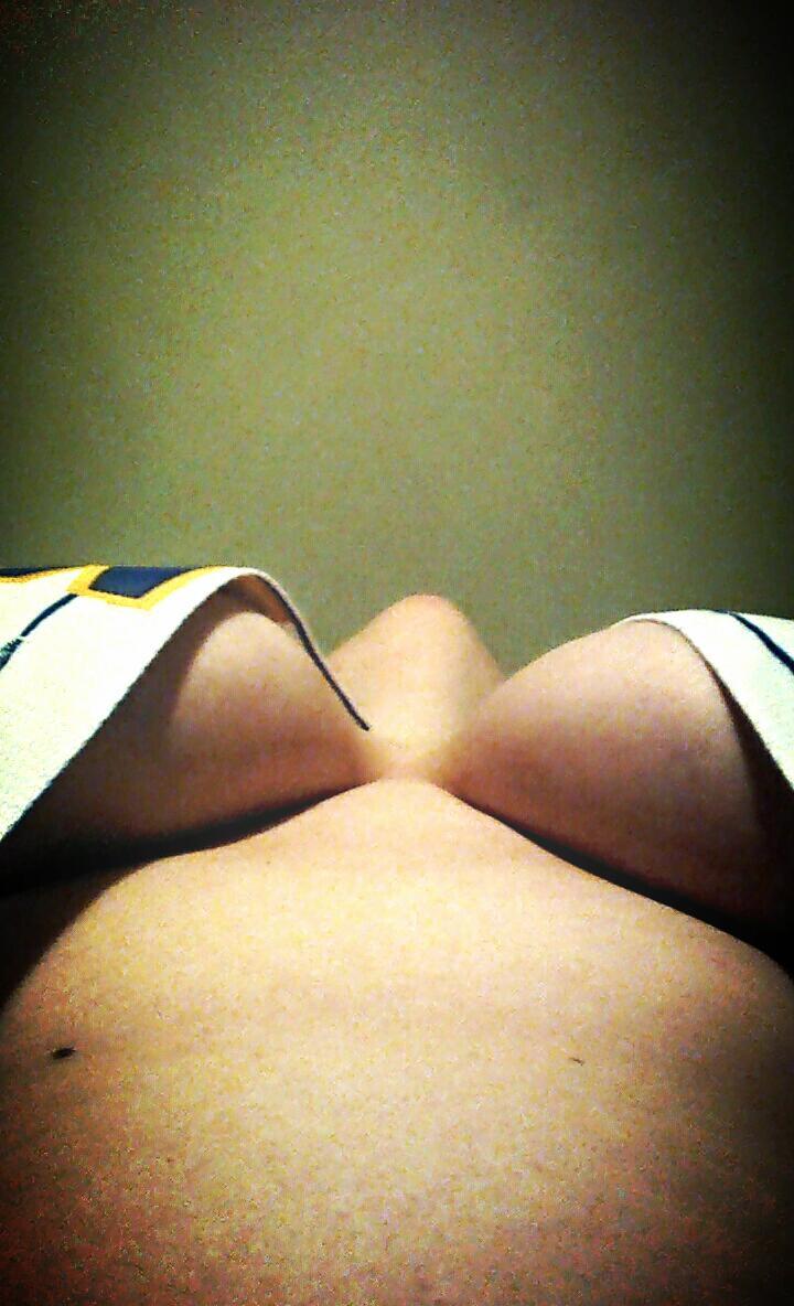 jadednurse:  In honor of topless Tuesday and baseballs opening week here’s my under