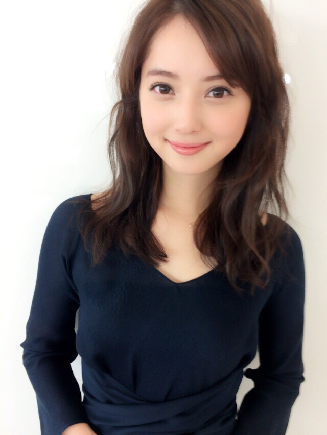 fujimayu:  佐々木 希　Nozomi SASAKIhttp://www.topcoat.co.jp/sasaki-nozomi/post10294/