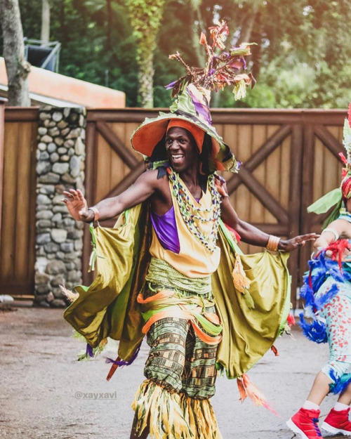 Word Cant Describe How I Felt Watching The Show Close. Thats All #discoveryislandcarnivale (at Disney's