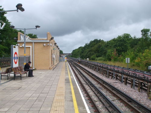 Westbound view, Northolt Underground Station