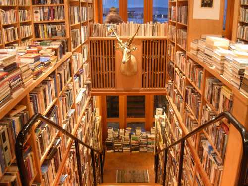 buzzfeedbooks:  44 Great American Bookstores adult photos