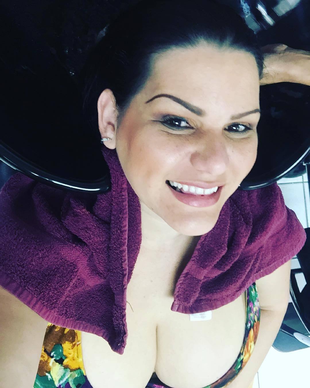 Time to beautified!!! #xtasisbeauty #latina #cubana #brunette #angelinacastrolive