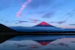 spcxntr:  An active strato volcano that last erupted in 1707, Mount Fuji rises about 100 kilometers south-west of Tokyo.    