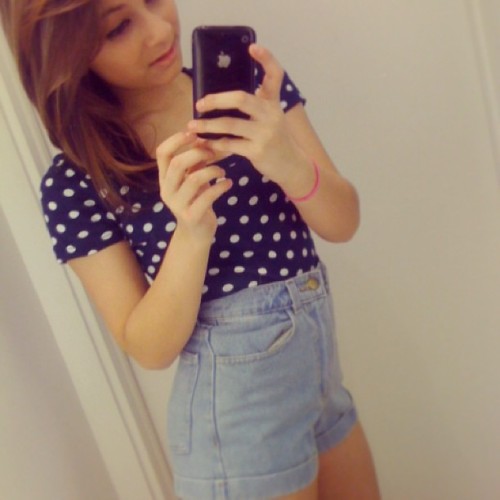 gh0stkey:  gh0stkey:  I’m such a #faggot 😁  i’m reblogging this from myself bc this is the best picture of me everand im vain bye   fag