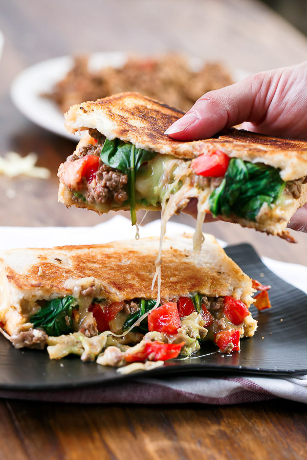 do-not-touch-my-food:  Loaded Taco Grilled Cheese