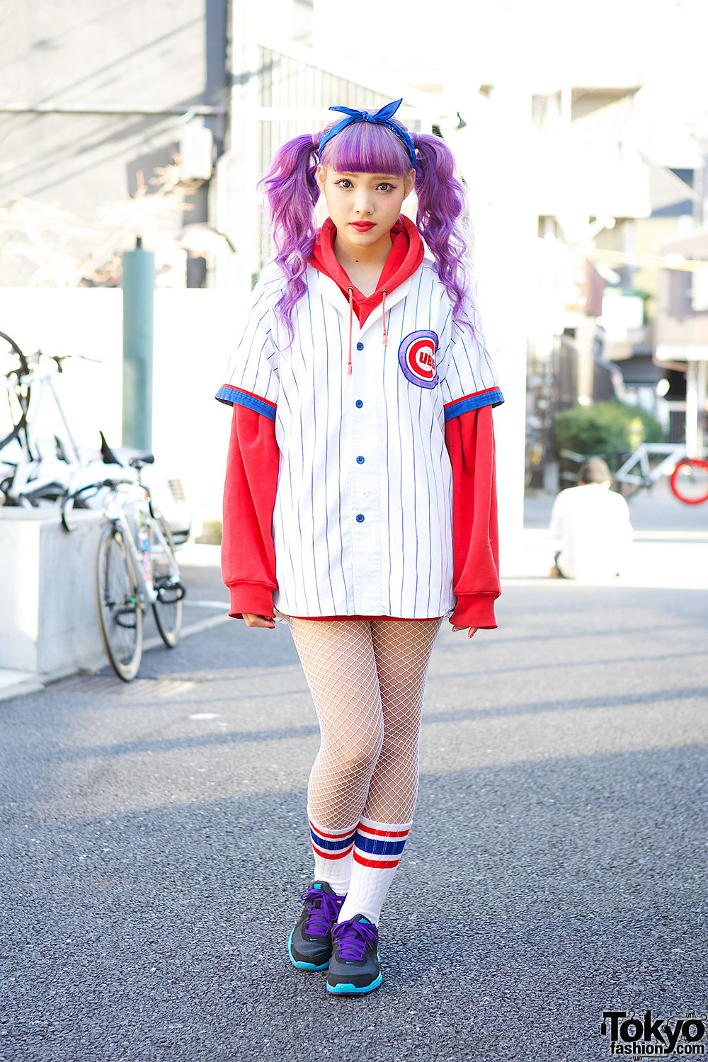 tokyo-fashion:  Always-fun 18-year-old Ezaki Nanaho on the street in Harajuku. Nanaho