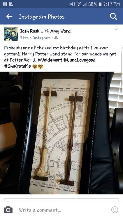 A customer&rsquo;s awesome review she posted of our wand case!! Thank you!!
