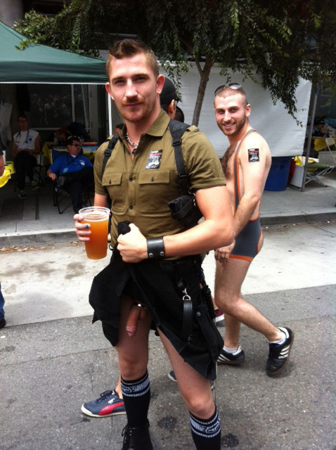publicgayaction:  No bullshit - real gay hookups near you: http://bit.ly/210FYUw