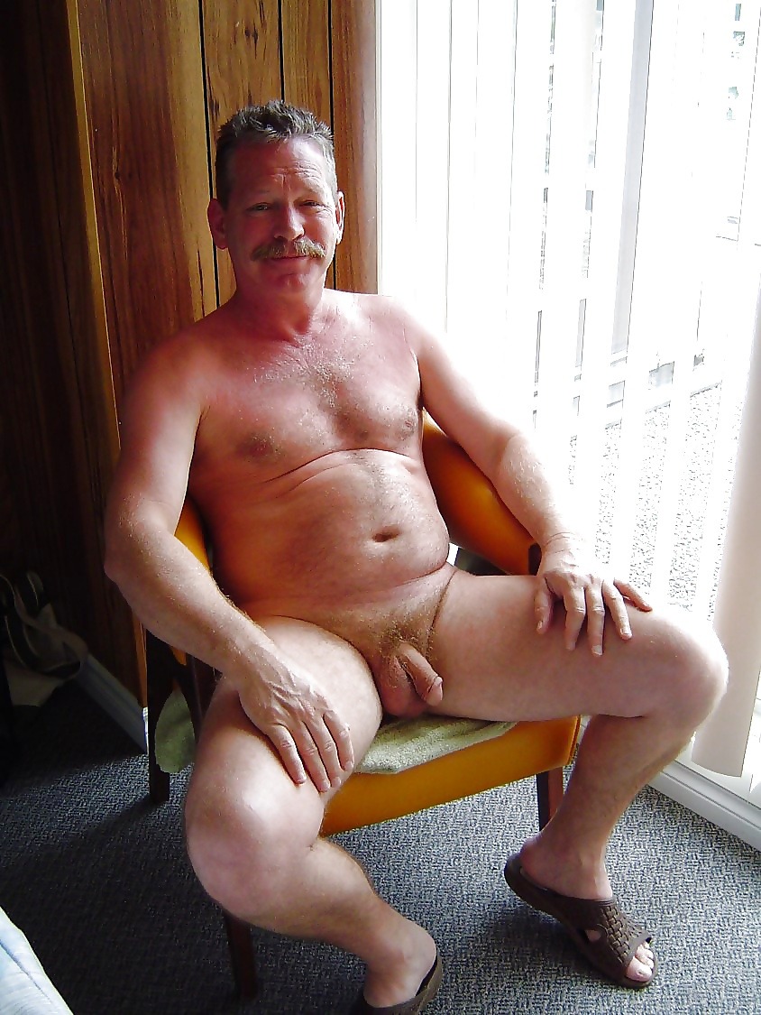l have a thing about silver Daddies!