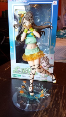 haertsss:  Updated sales post -I am currently selling my Love Live Kotori Minami figure!She is basically brand new displayed/opened, but in perfect condition. Box appears to have no flaws. Has sticker of authenticity. Bought brand new from amiami - is