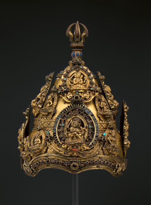 historyarchaeologyartefacts:Crown of a Vajracharya Priest. Nepal, early Malla period. 13th or early 