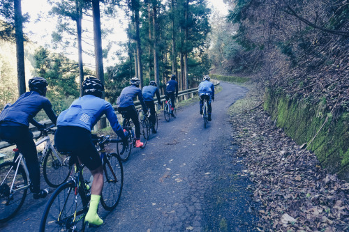 yufta:  FESTIVE 500 DAY5 飯能ライドをホスト。一昨日よりやや暖かいか。5℃前後。 Oversocksを履いてきたのは大正解。 やはり登りだくさんの85km。2000m近くを登っ