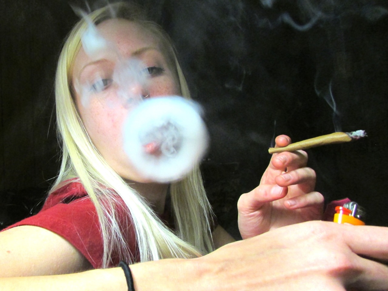 Crush a bit, little bit, roll it up, take a hit