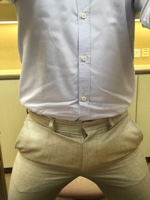 hypnobutler: Horny at work
