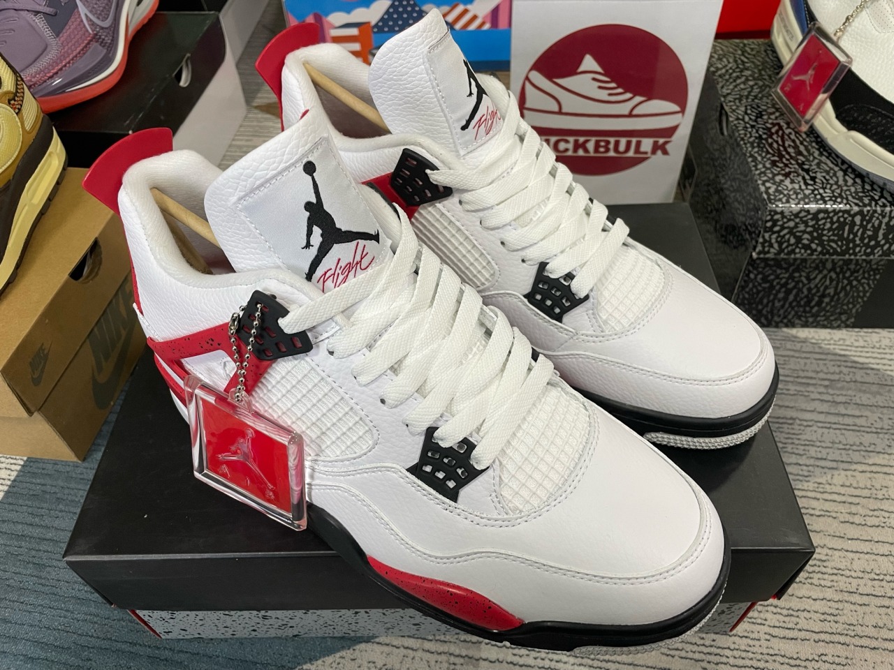 LOUIS VUITTON X AIR JORDAN 1 Low LV Kickbulk Sneaker Camera photos