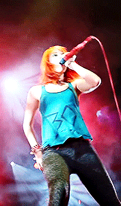 6.5K CELEBRATION: + FAVORITE HAYLEY LOOKS For @ricky-olson