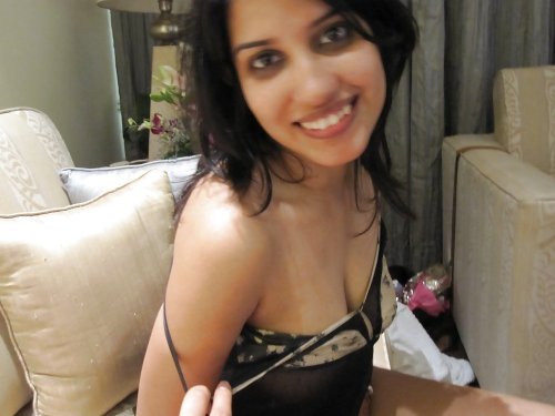 Porn Pics kkarishma-tempting:  Sexiest woman having