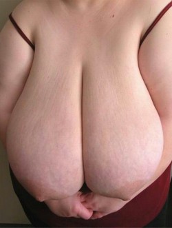 heavyandhanging:  kirklandbbwlover:  :-)