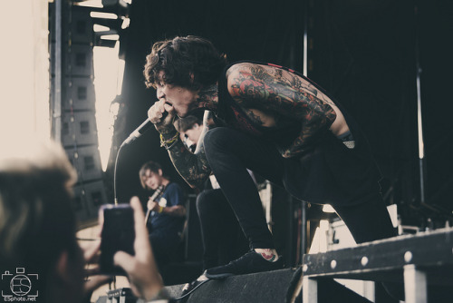 brutalgeneration:  Oli Sykes of Bring Me the Horizon by Erlinda Sanchez on Flickr. 