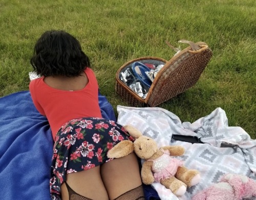 littleshayrose: A Little Lunch