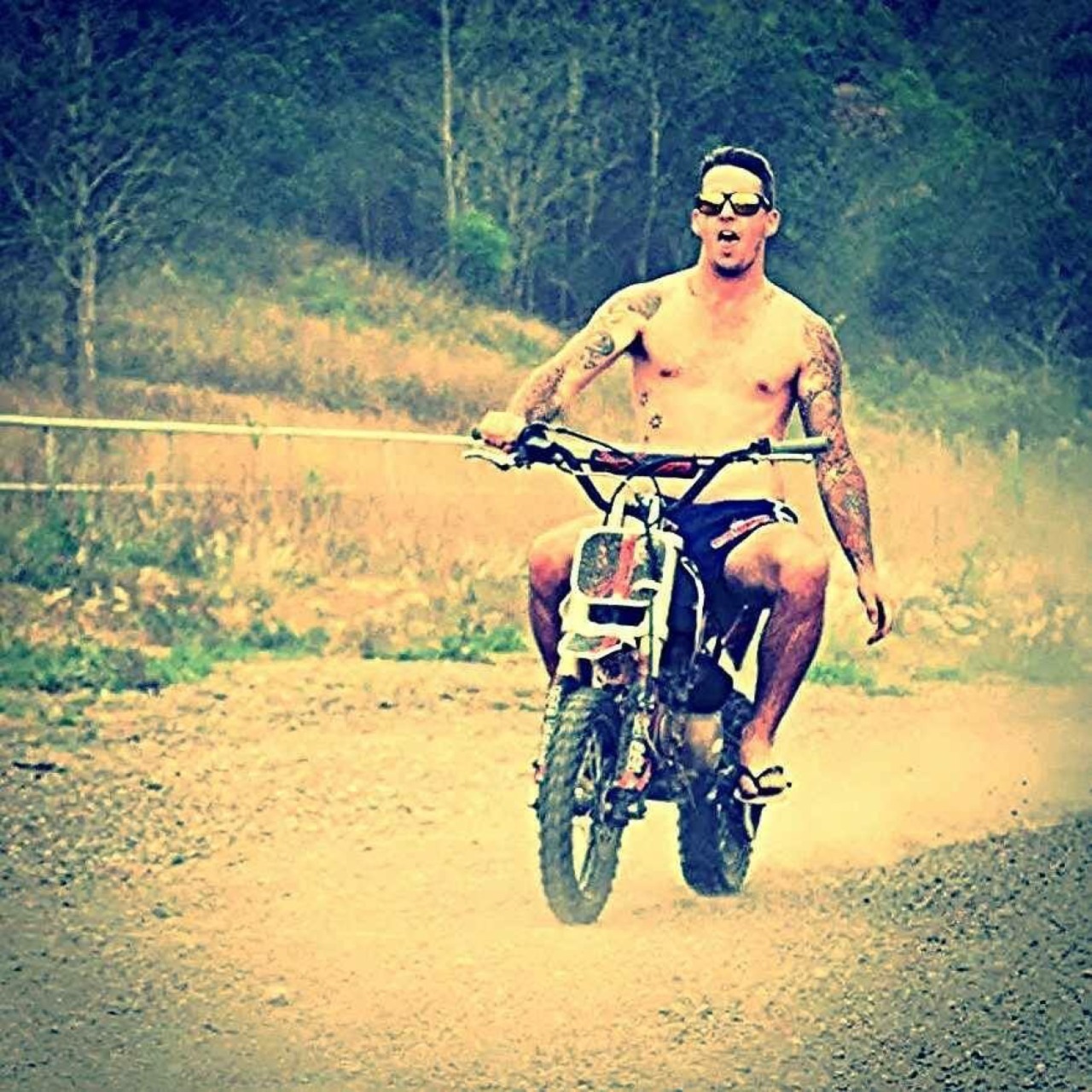 tradieboots:  Country meat at its finest. 