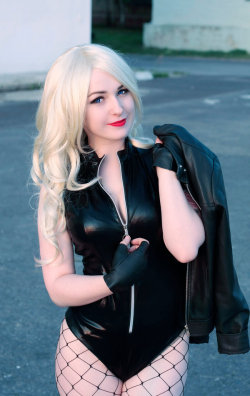 hotcosplaychicks:  Black Canary by SilverWolfieShizuma