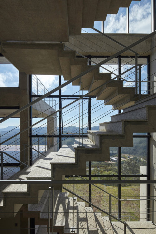 homeworlddesign: Casa Sonastério, Brazil / João Diniz Arquitetura