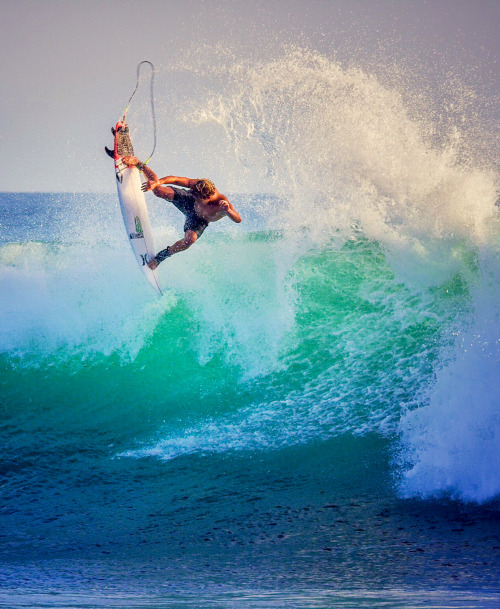 wslofficial:  John John Florence warming up2015 #HurleyPro #SwatchWomensPro Trestles Sept 9 - 20Photo | Aaron Lieber