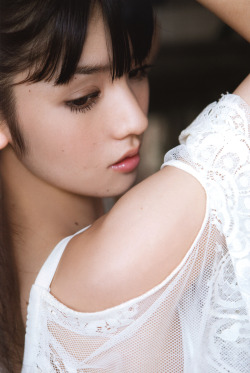 mintiamintia:  Sayumi Michishige