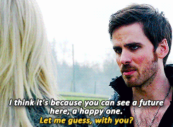 stydiaislove:  Hook and Emma - 5x20 “Kansas” 
