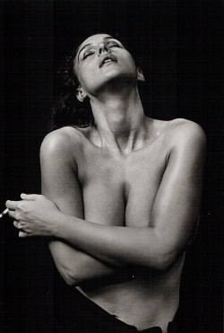 mybluewindow:  Monica Bellucci by Peter Lindbergh