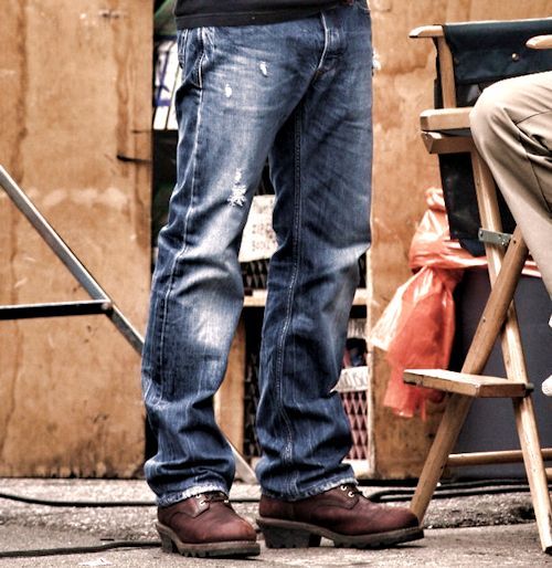 lipglosskaz:  On set pic spam 23/40   *can’t look away* 